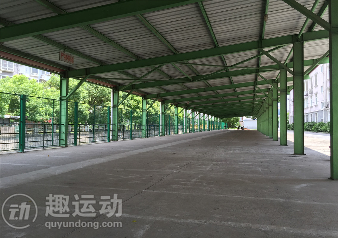 罗南中学羽毛球馆